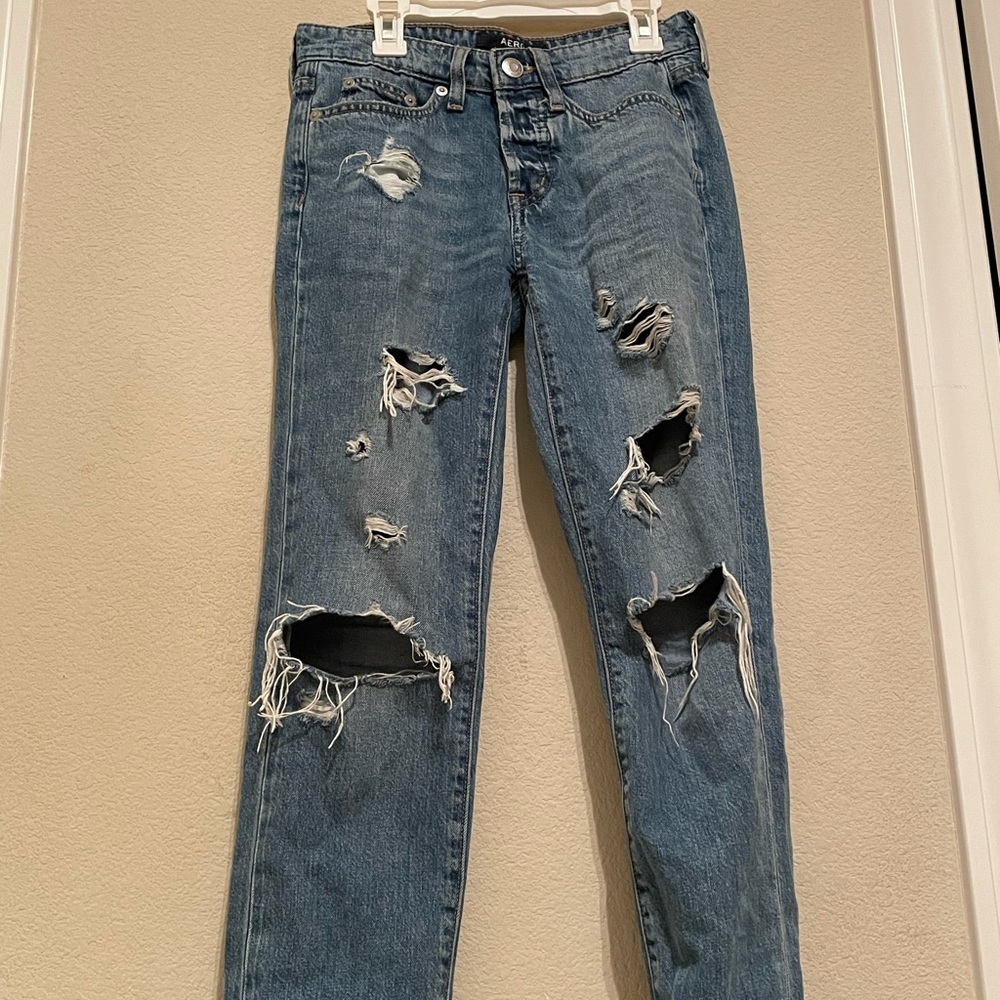 Aeropostale boyfriend ripped jeans- size 000 Reg
